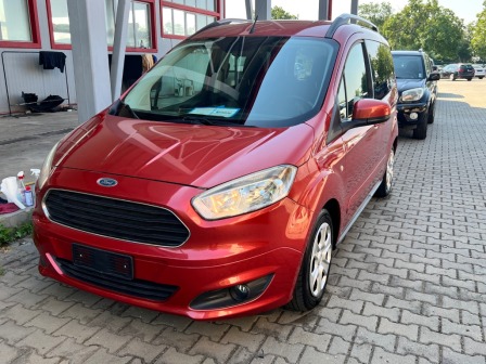 Ford Tourneo 1.0