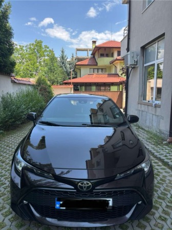 Toyota Corolla 1.2T 6MT 5D