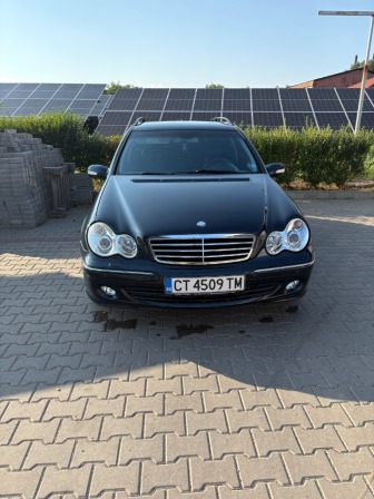 Mercedes-Benz C 230