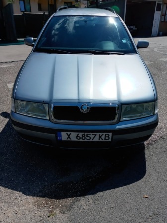 Skoda Octavia 1.6 i
