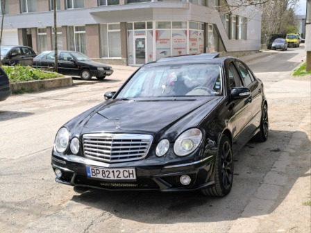 Mercedes-Benz E 320