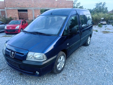 Peugeot Expert 2.0HDI 9-места