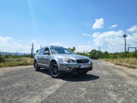 Subaru OUTBACK 3.0 Газ