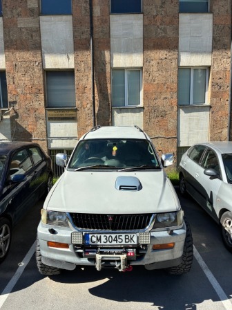 Mitsubishi Pajero Sport