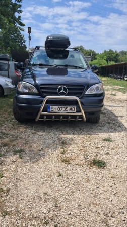 Mercedes-Benz ML 270 2.7 cdi⁸