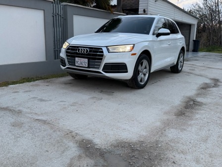 Audi Q5 Premium
