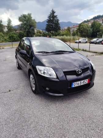 Toyota Auris 1. 6 vvti