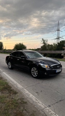 Infiniti M 30d