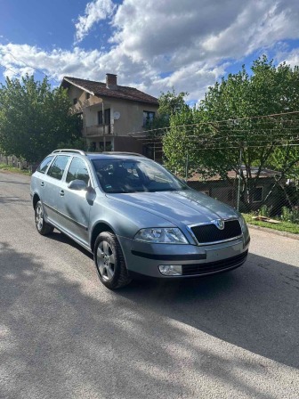 Skoda Octavia 2.0 бензин 4x4