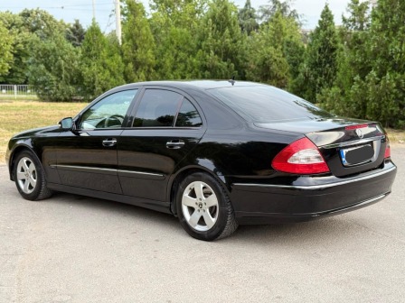 Mercedes-Benz E 320 AVANTGARDE 7G