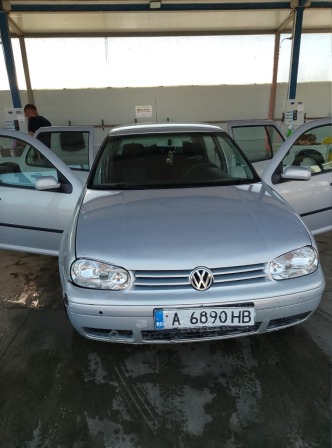 VW Golf 1,6