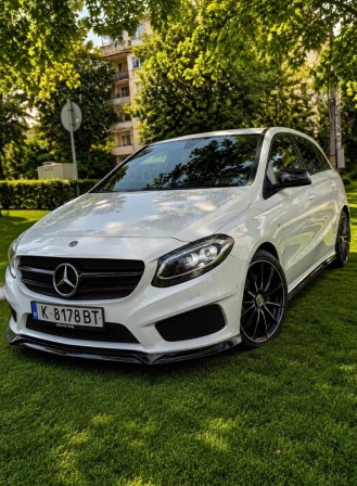 Mercedes-Benz B 220