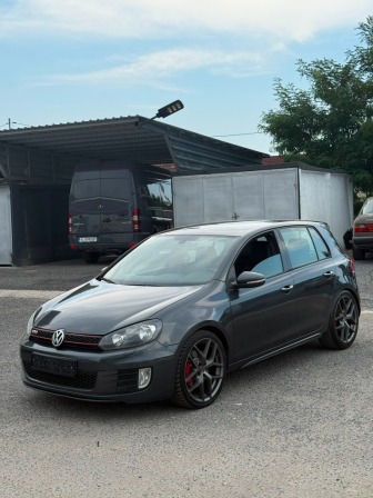 VW Golf 2.0 GTI