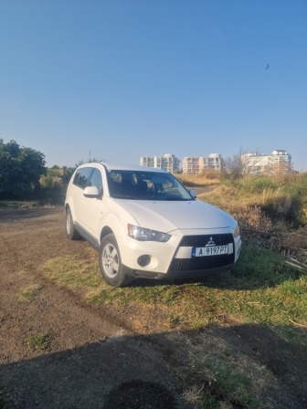 Mitsubishi Outlander 2000
