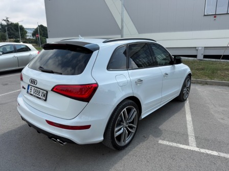 Audi SQ5 Plus 340