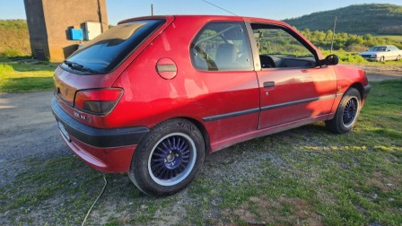 Peugeot 306