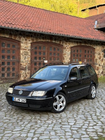 VW Bora 1.9 TDI 90k.