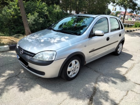 Opel Corsa 1.0i