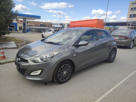 Hyundai i30 1.4crdi 90cv
