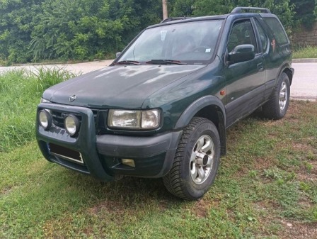 Opel Frontera 2,2 136