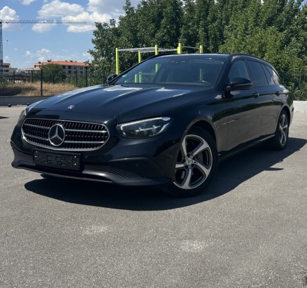 Mercedes-Benz E 300 Plug-in