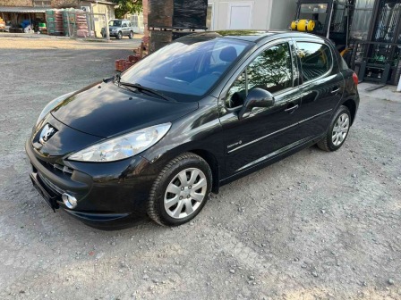 Peugeot 207 1.4i