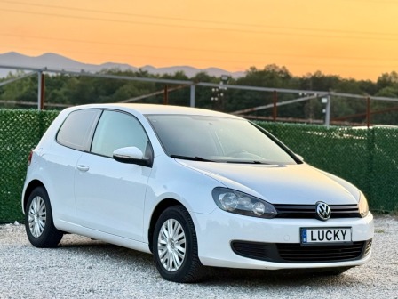 VW Golf 1.6TDi 105hp