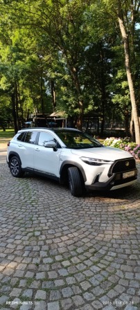Toyota Corolla Cross 2.0 HEV AWD CVT