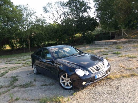 Mercedes-Benz C 220