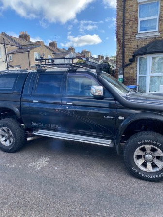 Mitsubishi L200
