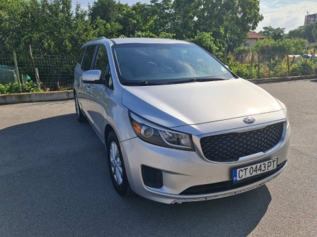 Kia Sedona 3.3 Газ 7 места