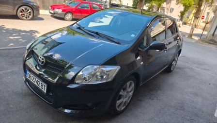 Toyota Auris 2.0 Дизел