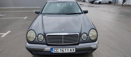 Mercedes-Benz E 200 2.0 136к.с Газ