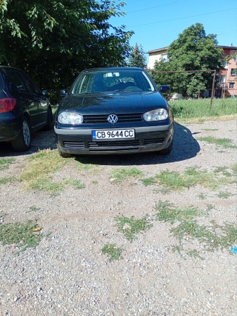 VW Golf