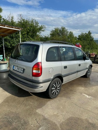 Opel Zafira 2.0 дизел