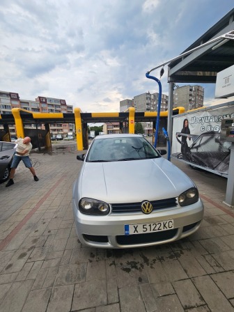 VW Golf 1.9 tdi 110 кс