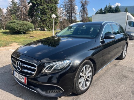 Mercedes-Benz E 200 E 200d-150.