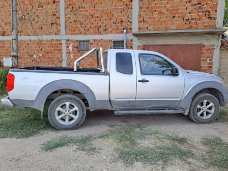 Nissan Navara 2.5