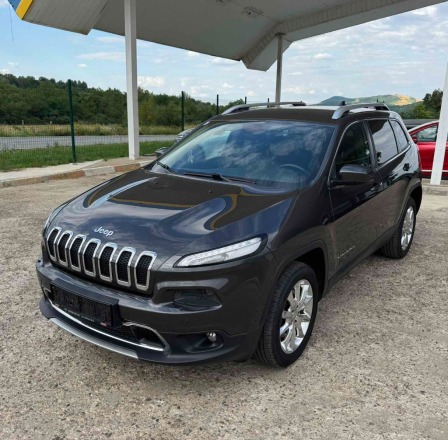 Jeep Cherokee 175000км