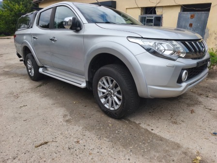 Mitsubishi L200 2.5 180