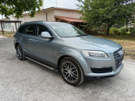 Audi Q7 4.2 FSI V8