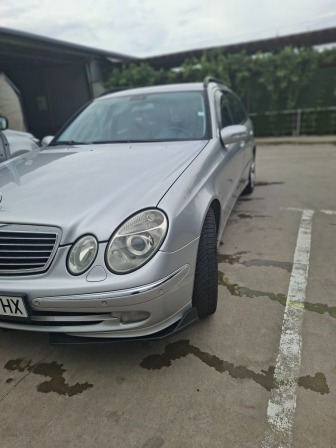 Mercedes-Benz 320 3.2