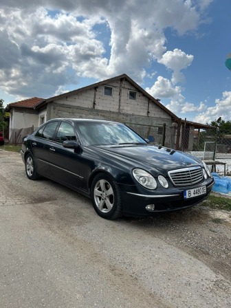 Mercedes-Benz E 270