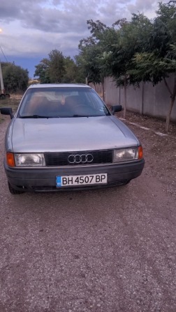 Audi 80