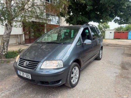 VW Sharan 1.9 tdi 130