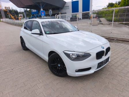 BMW 120