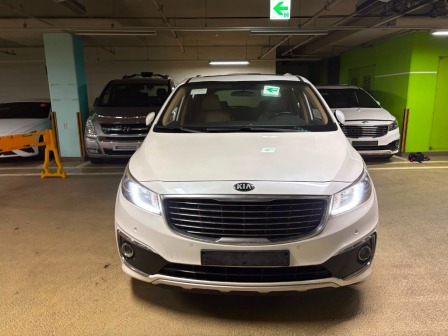 Kia Carnival PREM- PANORAMA