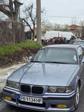 BMW 328 E36
