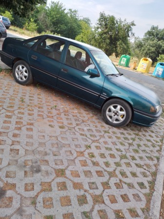 Opel Vectra CDX