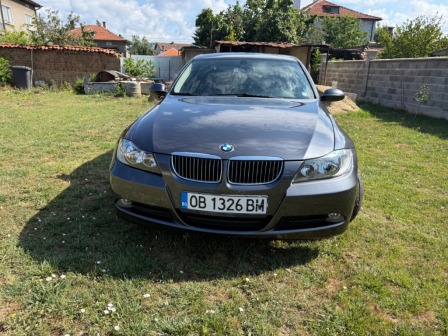 BMW 320 E90